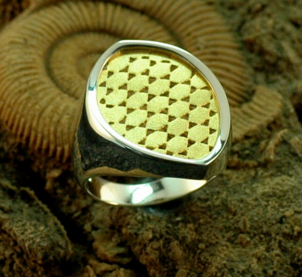 Silber-Ring in Navetteform teilvergoldet